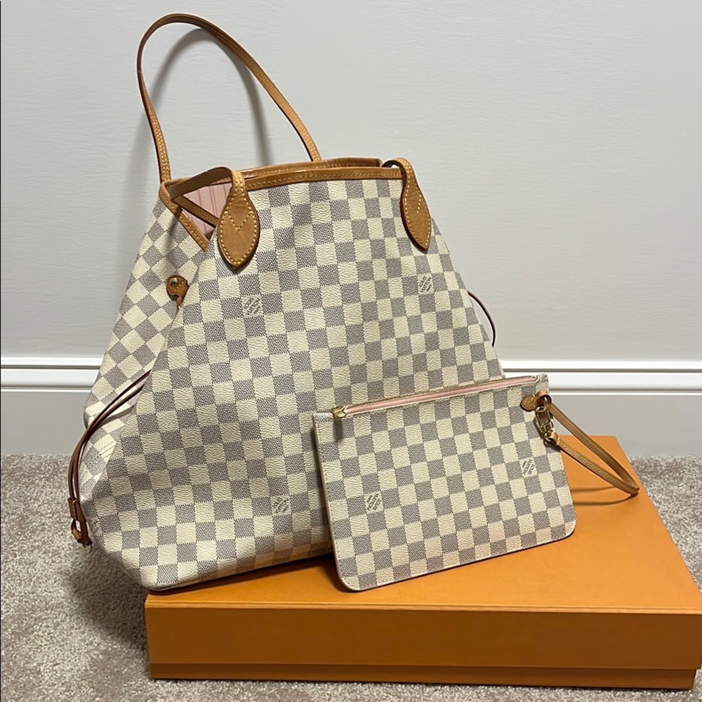 Designer Checkered Tote and Pouch Set
